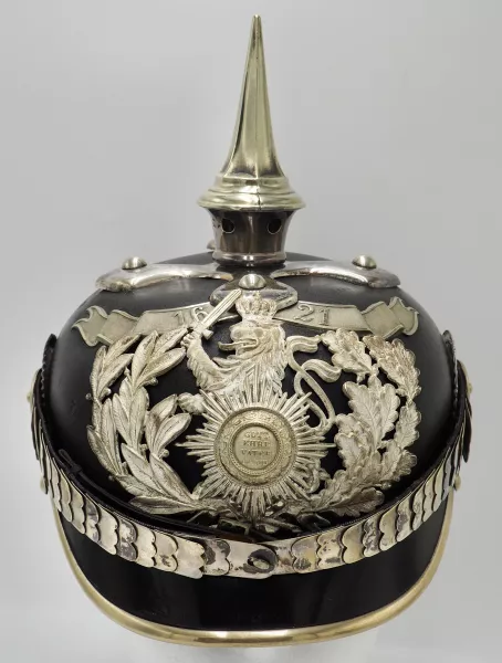 Hessen 115th Leib-Infantry Regiment - NCO Pickelhaube Visuel 1 principal